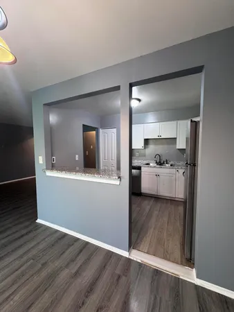 $1,445 | 7640 Woodview Street, Unit 1, Westland, MI 48185