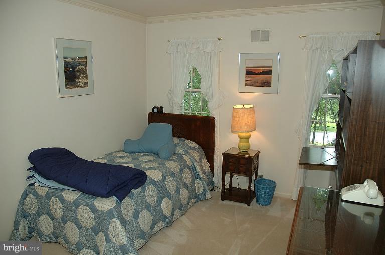 1082 Old Cedar Road McLean, VA 22102 - Photo 8 of 14 Bedroom