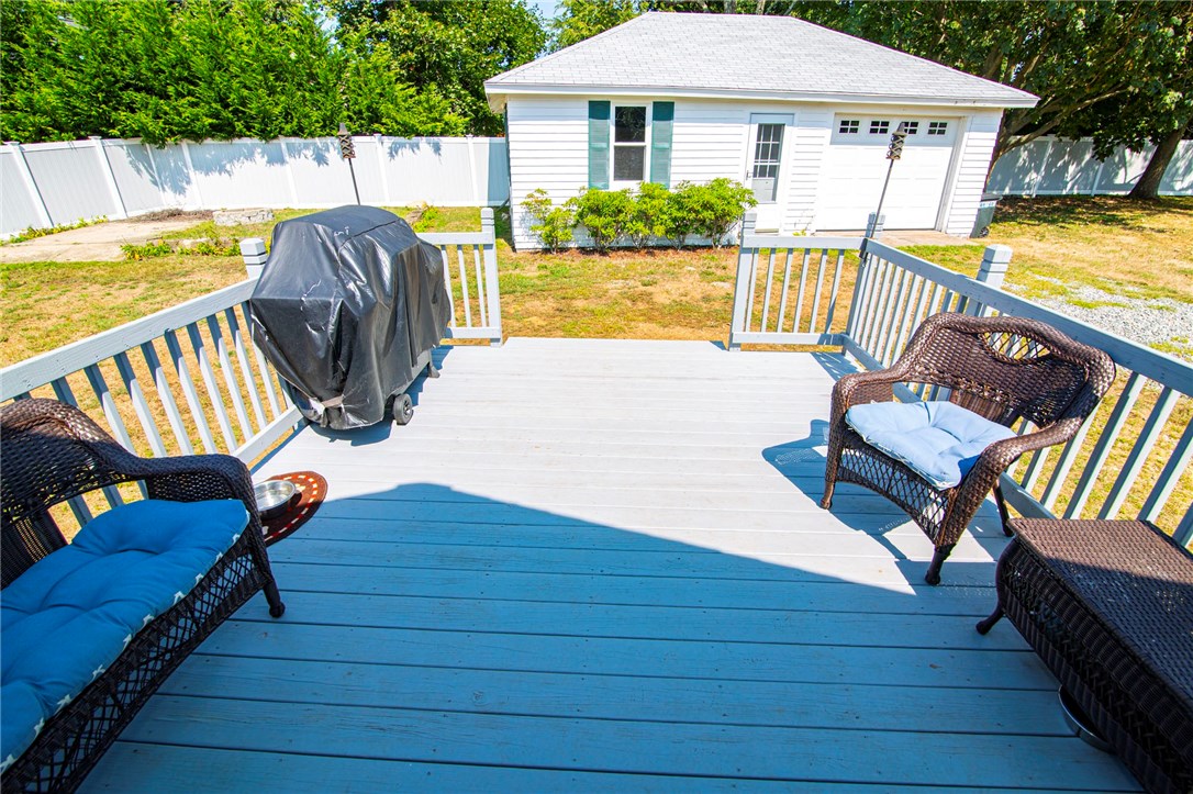 26 Babcock Road Westerly, RI 02891 - Photo 23 of 30