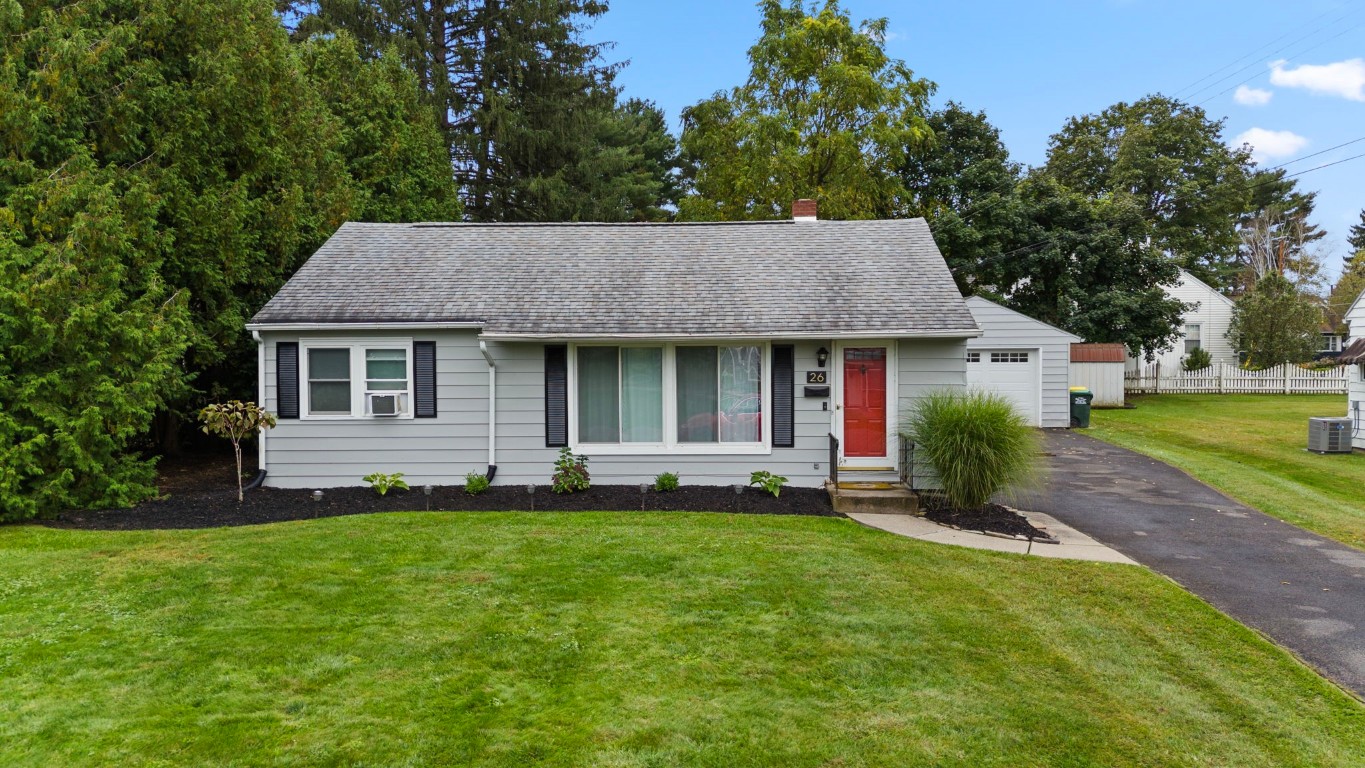 26 Ritchie Road Binghamton, NY 13901 - Photo 1 of 31 Gallery Image 1