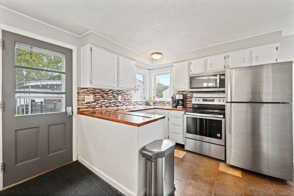 26 Ritchie Road Binghamton, NY 13901 - Photo 7 of 31 Gallery Image 7