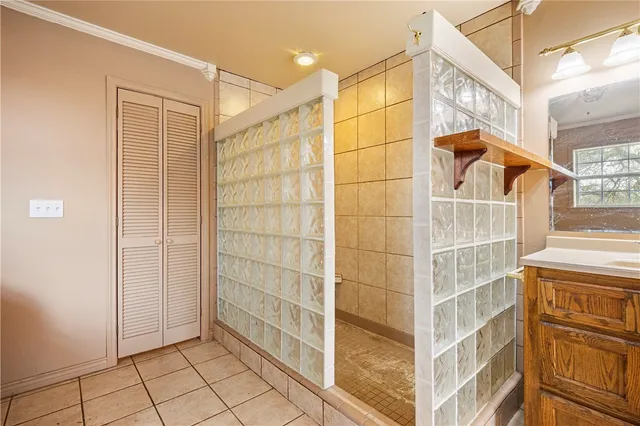 $575,000 | Undisclosed Address, Sinton, TX 78387