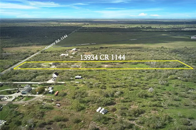 $575,000 | Undisclosed Address, Sinton, TX 78387