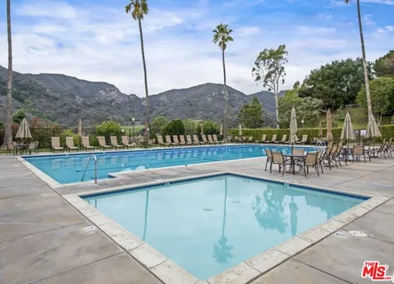 $2,295,000 | 1387 Avenida De Cortez, Pacific Palisades, CA 90272