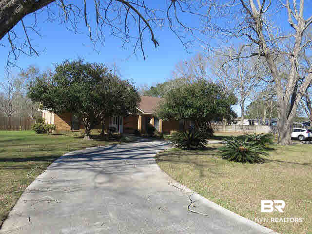 1415 North Cedar Street Foley, AL 36535 - Photo 2 of 33