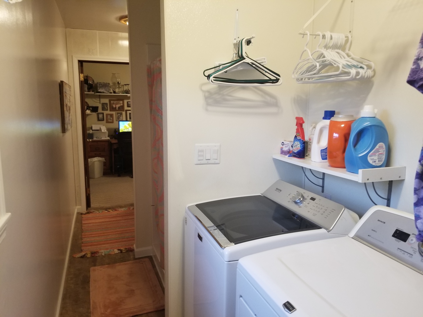 18869 Star Road Prophetstown, IL 61277 - Photo 10 of 20 a utility room with dryer and washer