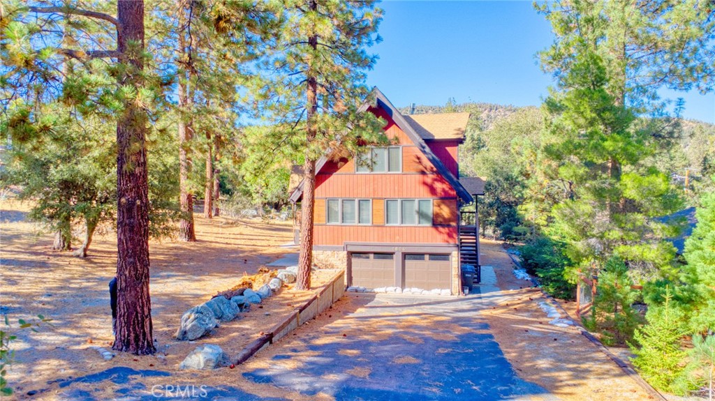 1604 Blackbird Road Wrightwood, CA 92397 - Photo 3 of 64
