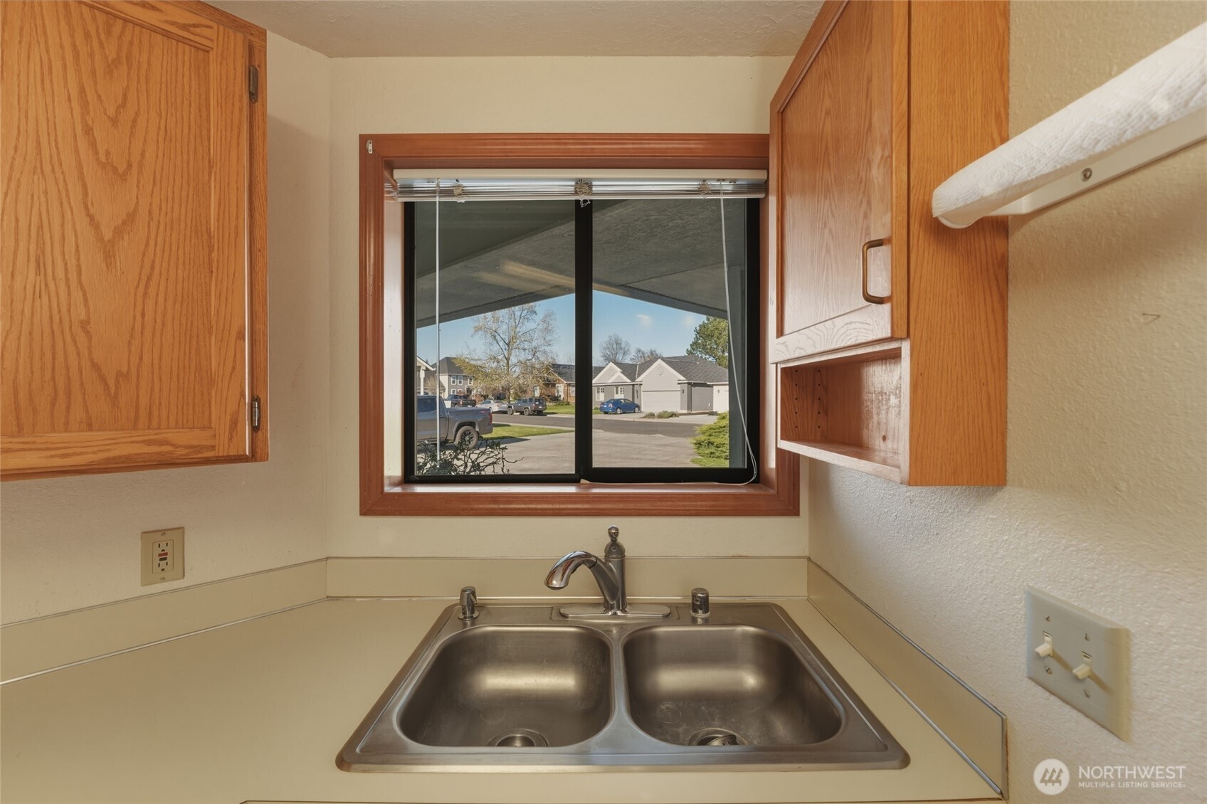 807 Southeast Sentry Drive College Place, WA 99324 - Photo 12 of 21