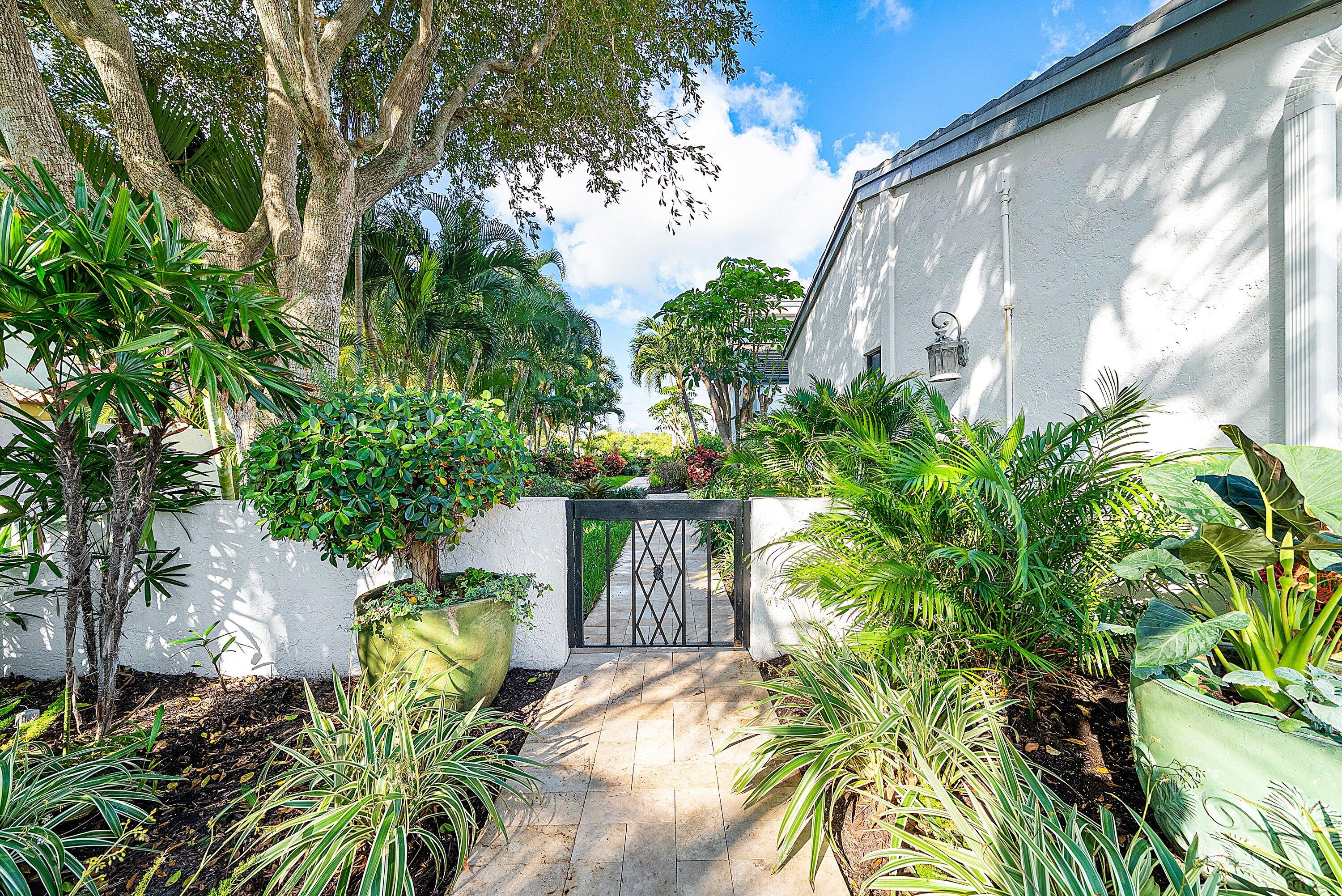 6110 North Ocean Boulevard, Unit 40 Ocean Ridge, FL 33435 - Photo 6 of 69 003-6110NorthOceanBoulevard-40-OceanRidg