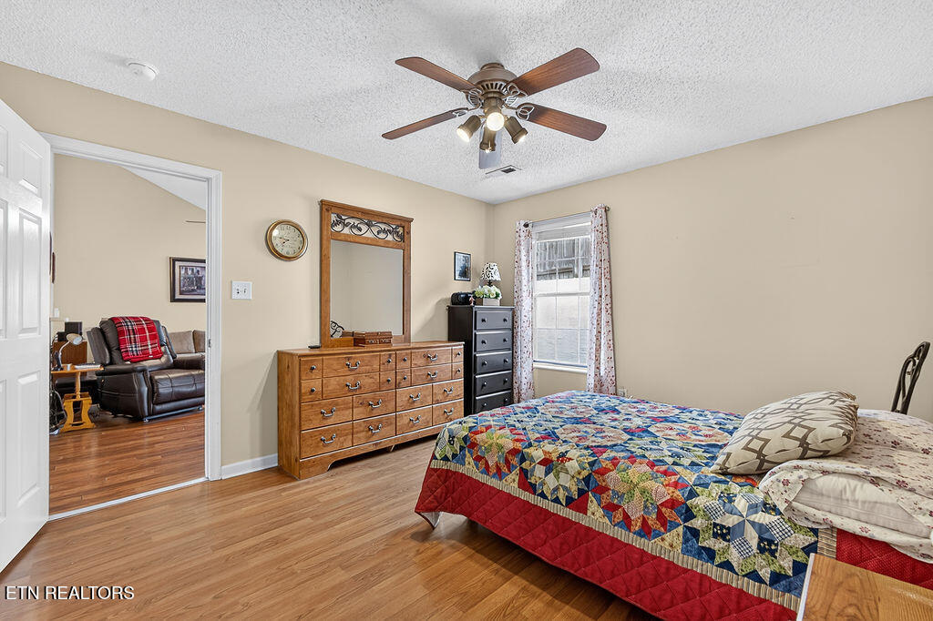 8033 Stablegate Way Powell, TN 37849 - Photo 19 of 24 LB1A7559
