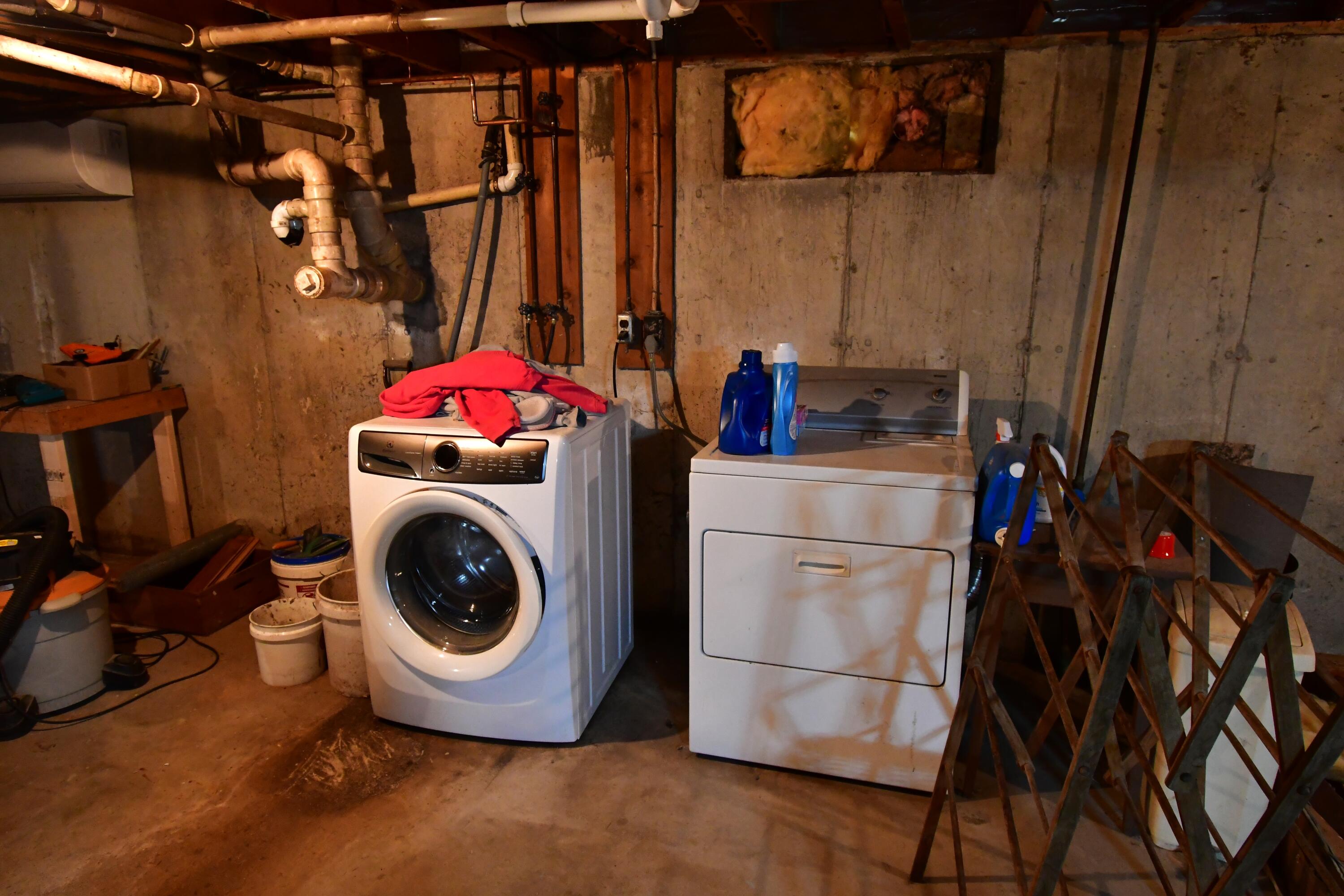 212 River Road Detroit, ME 04929 - Photo 15 of 27 Laundry Hookup