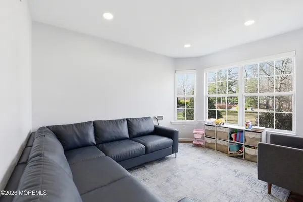 $899,000 | 9 Stacy Court, Jackson, NJ 08527