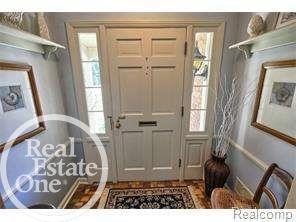 961 Trombley Road Grosse Pointe Park, MI 48230 - Photo 3 of 31