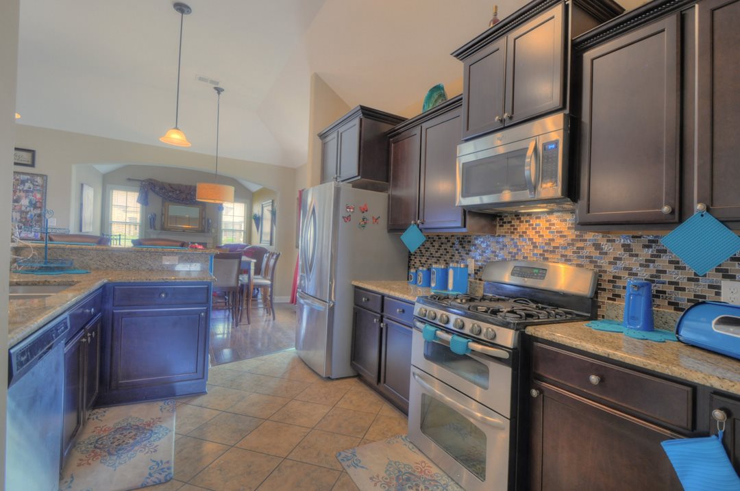 7722 Shadowcrest Road Memphis, TN 38125 - Photo 4 of 25 Gallery Image 4