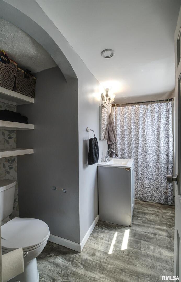 607 2nd Street Camanche, IA 52730 - Photo 14 of 25