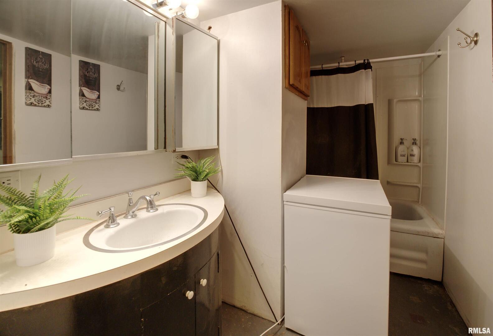 607 2nd Street Camanche, IA 52730 - Photo 18 of 25