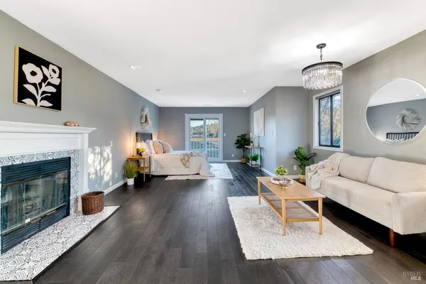 $1,400,000 | 1534 Buchanan Street, Novato, CA 94947