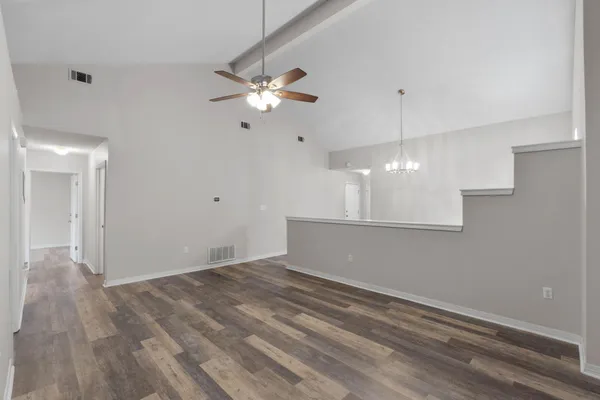 $2,175 | 504 Easy Street, Fort Walton Beach, FL 32547