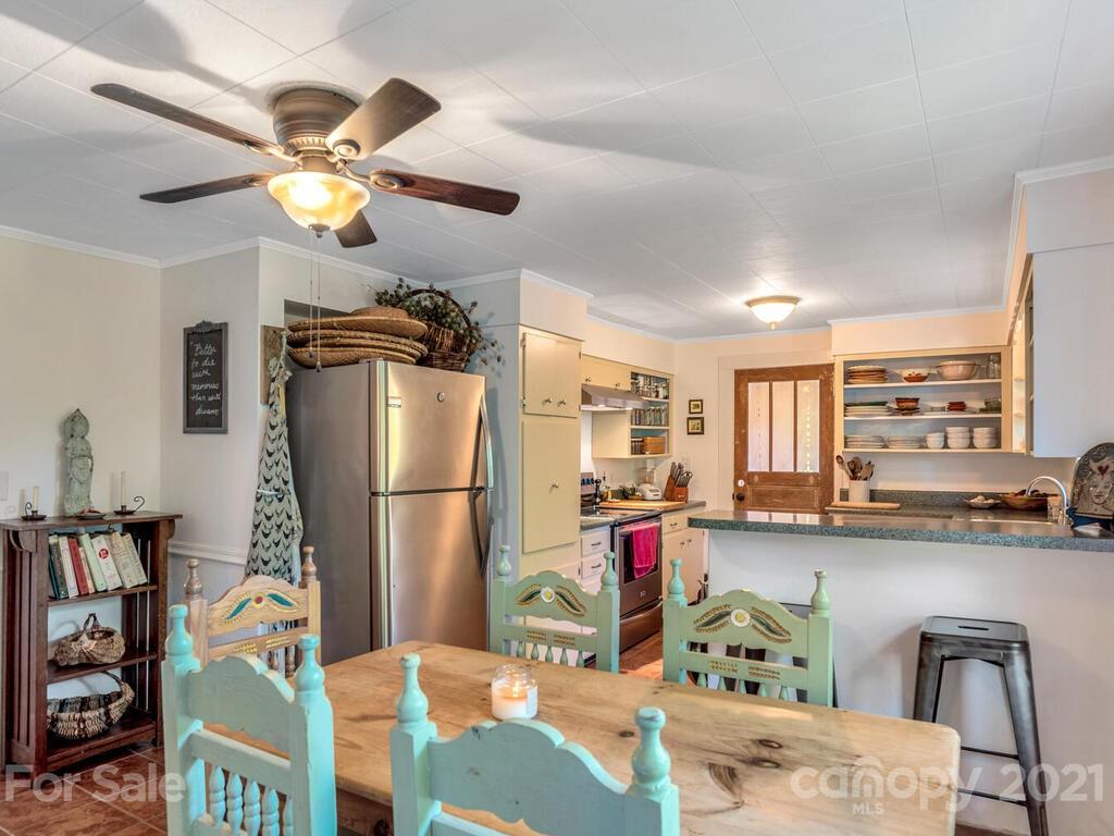 278 Hughey Road Alexander, NC 28701 - Photo 12 of 43 Gallery Image 12