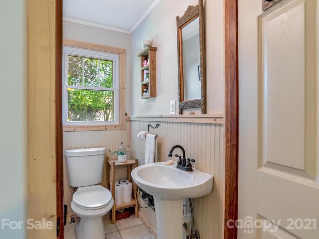 278 Hughey Road Alexander, NC 28701 - Photo 18 of 43 Gallery Image 18