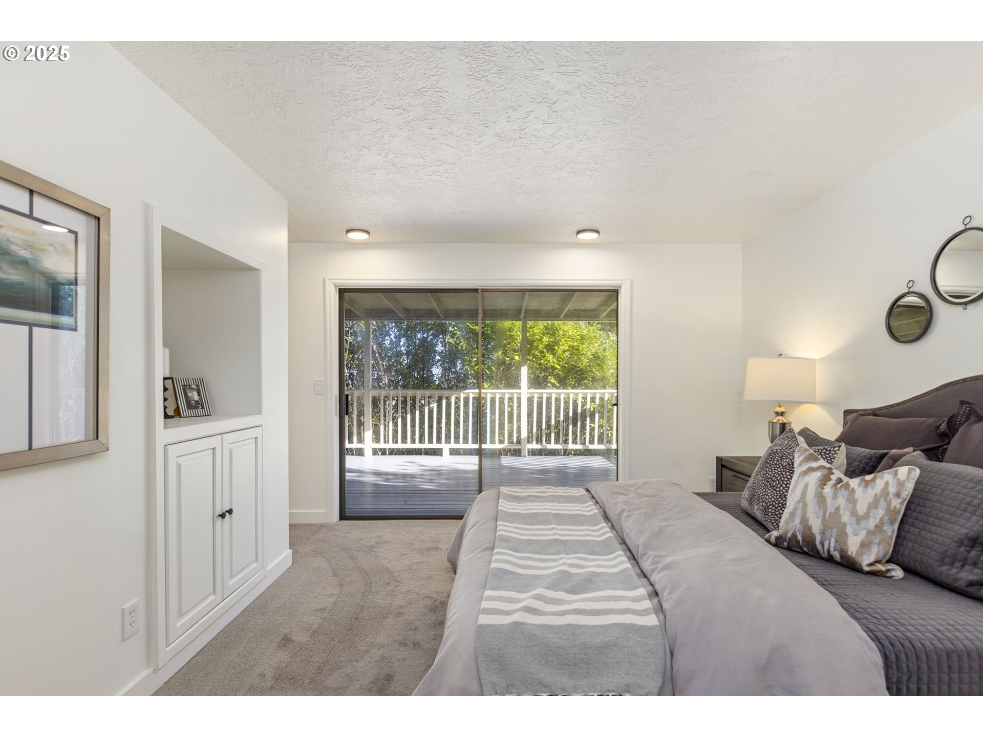 3412 Southwest 13th Avenue Portland, OR 97239 - Photo 11 of 47