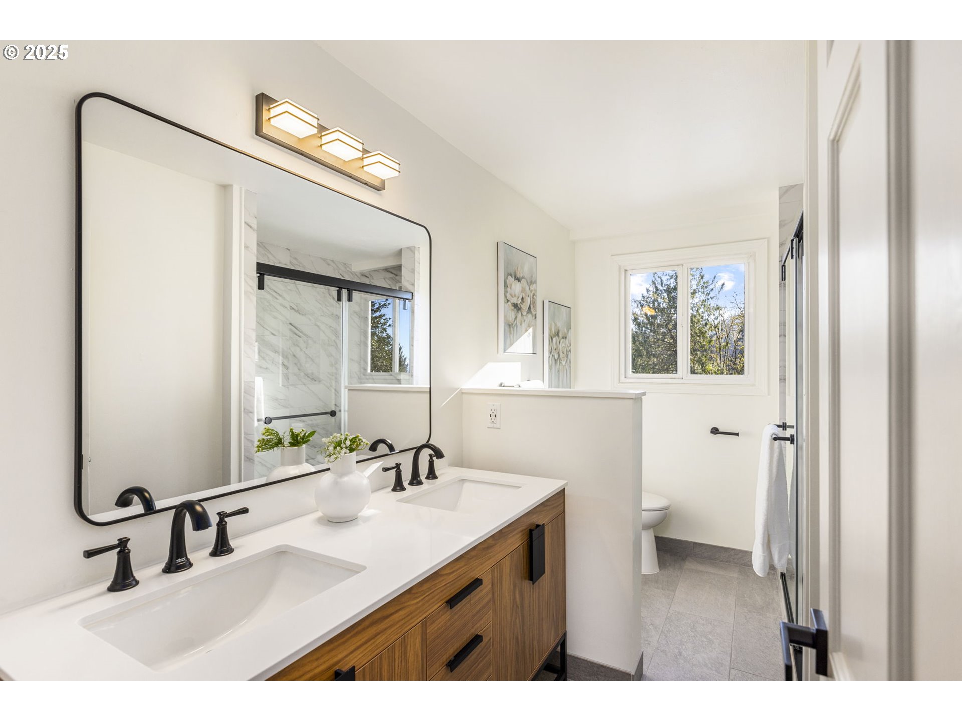 3412 Southwest 13th Avenue Portland, OR 97239 - Photo 21 of 47