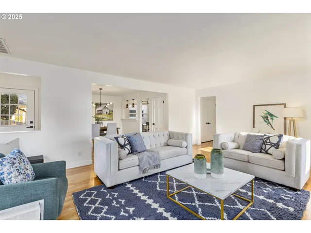 $839,900 | 3412 Southwest 13th Avenue, Portland, OR 97239