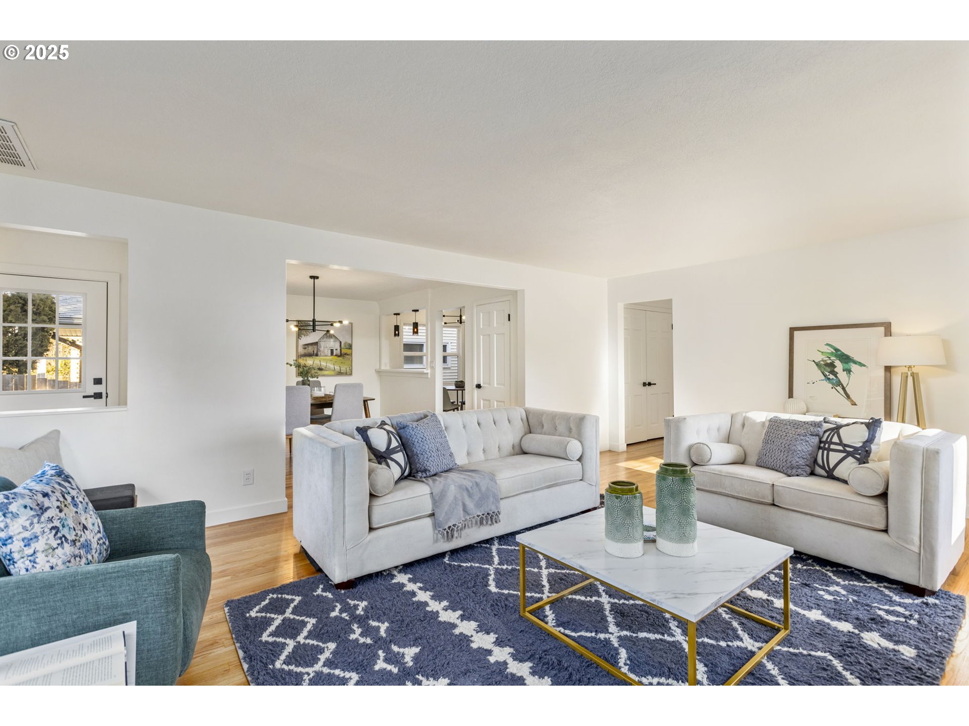 3412 Southwest 13th Avenue Portland, OR 97239 - Photo 5 of 47