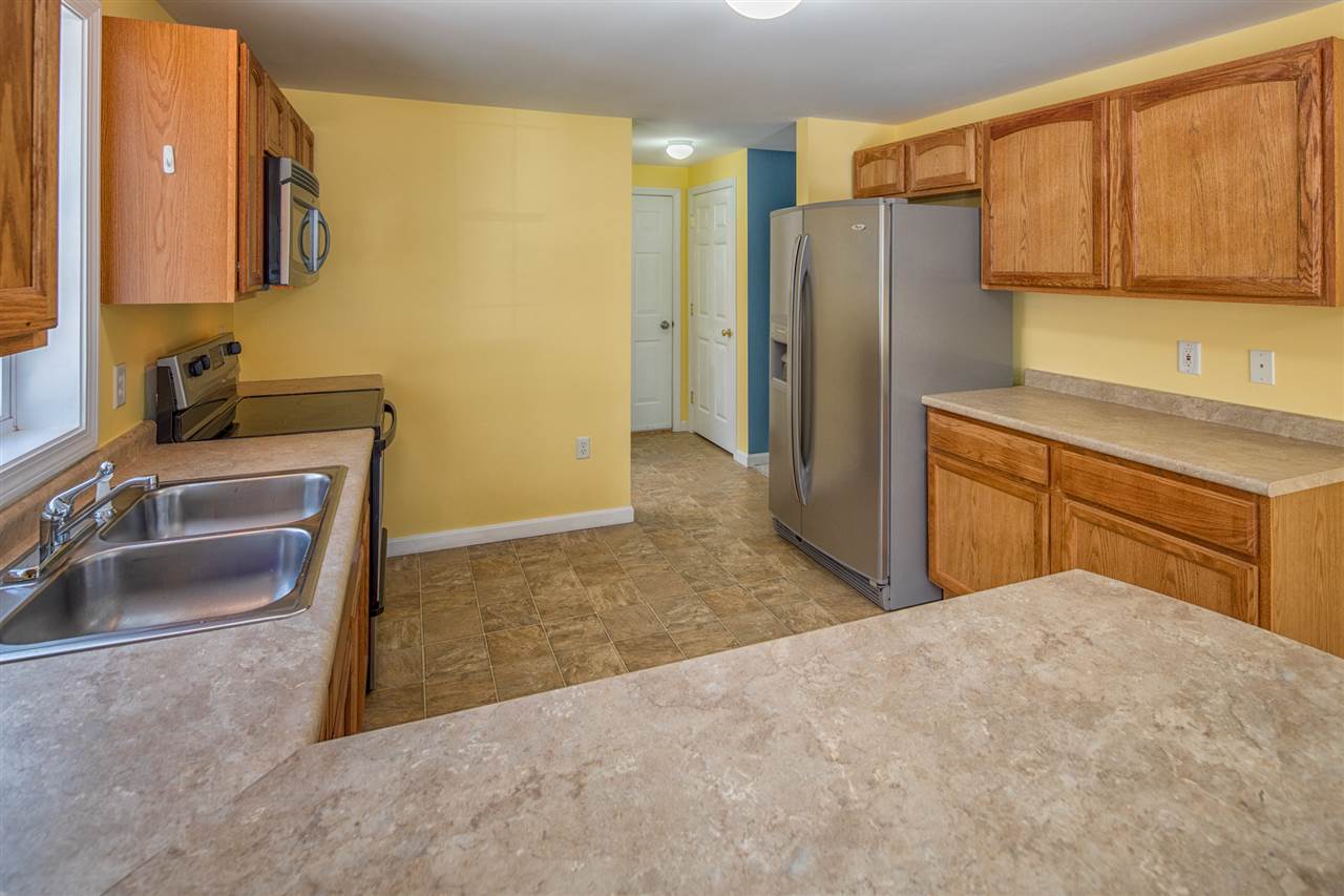 788 Salmon Falls Road, Unit A Rochester, NH 03868 - Photo 5 of 28 Gallery Image 5