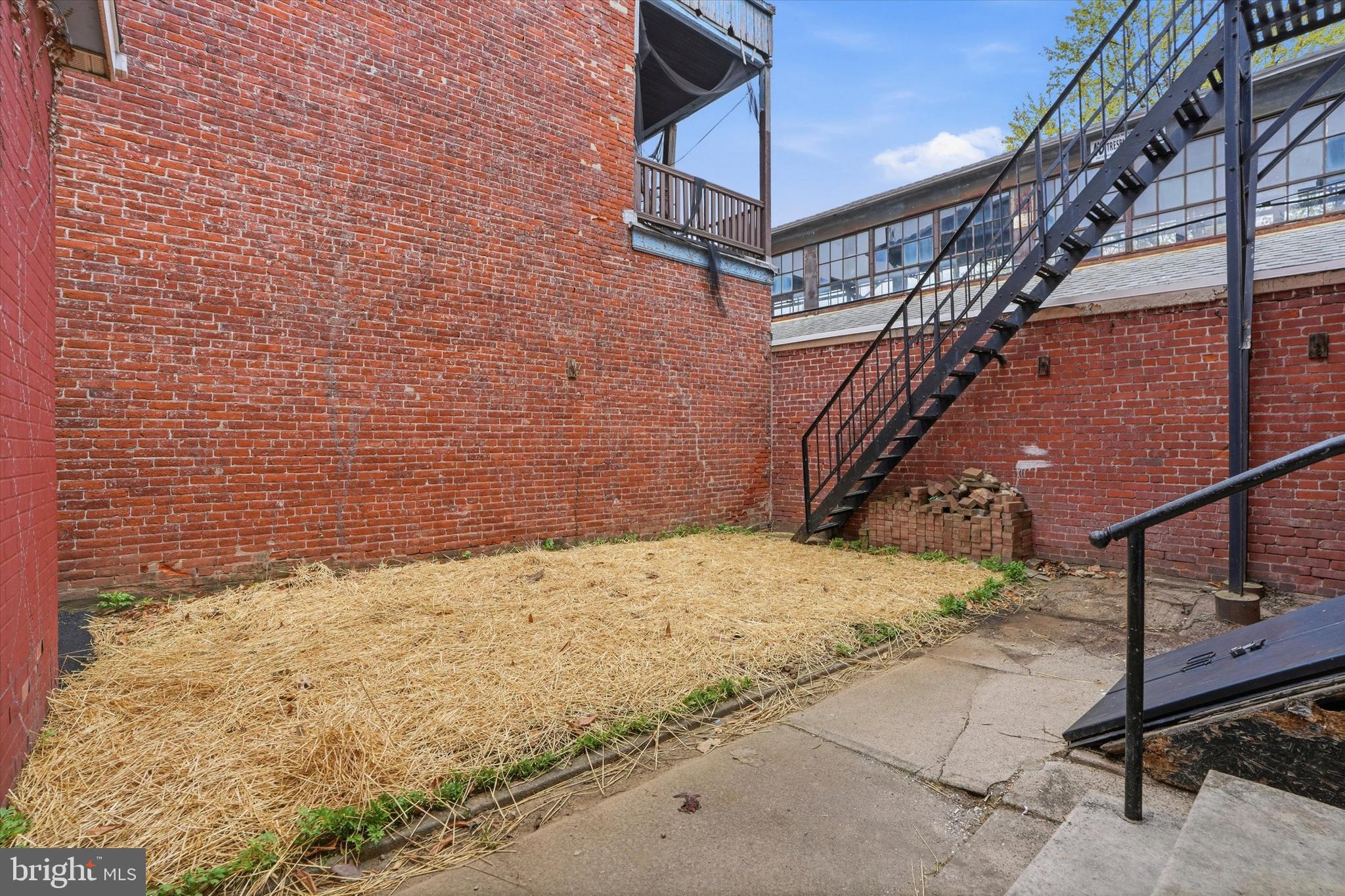 112 North 11th Street, Unit 1 Reading, PA 19601 - Photo 14 of 17