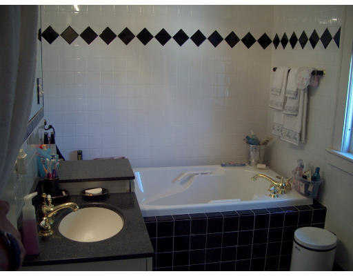 6 Pinehurst Road Holyoke, MA 01040 - Photo 17 of 27 Gallery Image 17