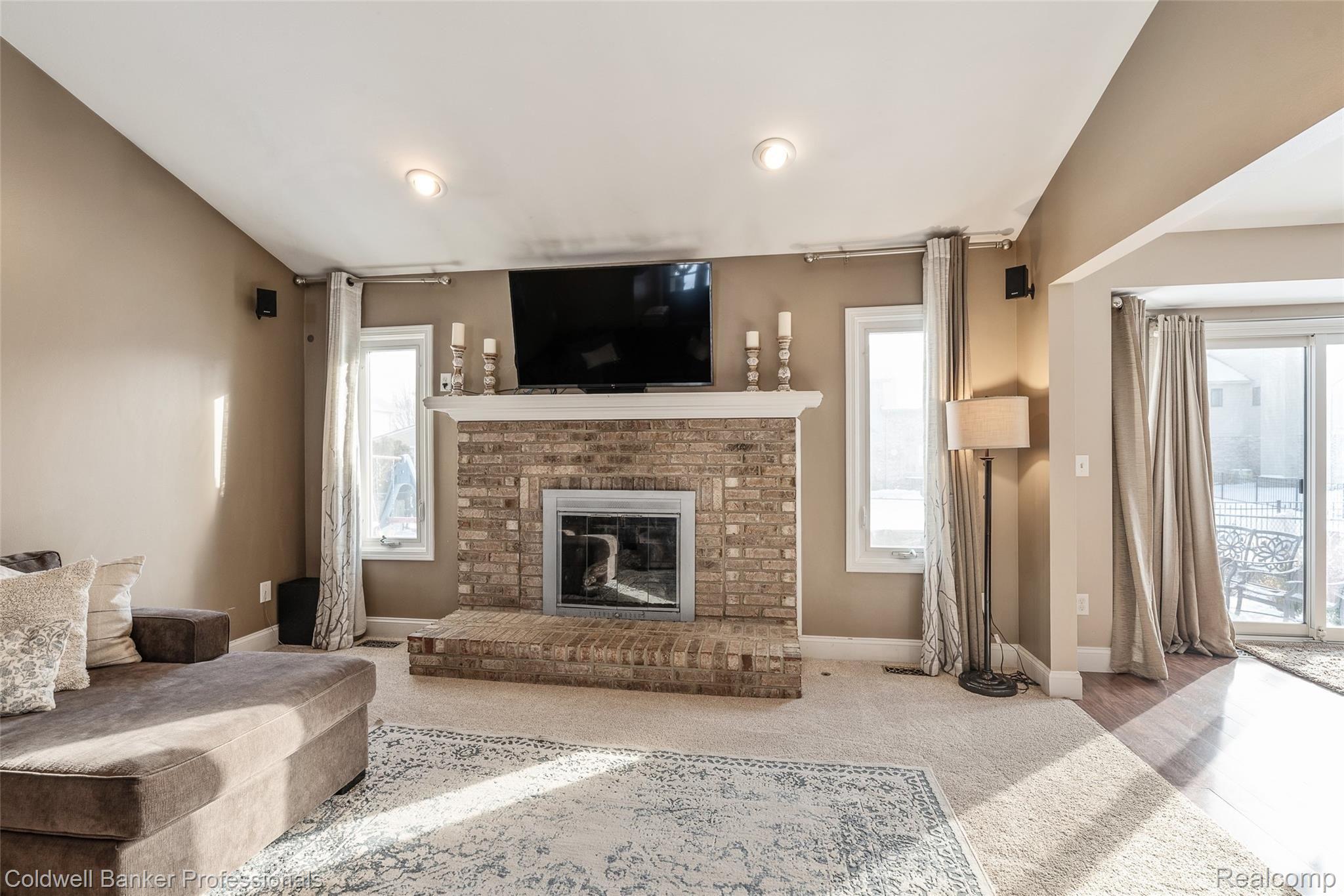 48228 Tilch Road Macomb, MI 48044 - Photo 7 of 44 DSC_4042.jpg