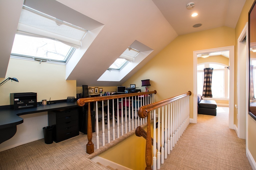 60 Gardner Road, Unit 2 Brookline, MA 02445 - Photo 17 of 26