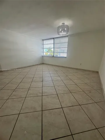 $300,000 | 1075 93rd Street, Unit 404, Bay Harbor Islands, FL 33154