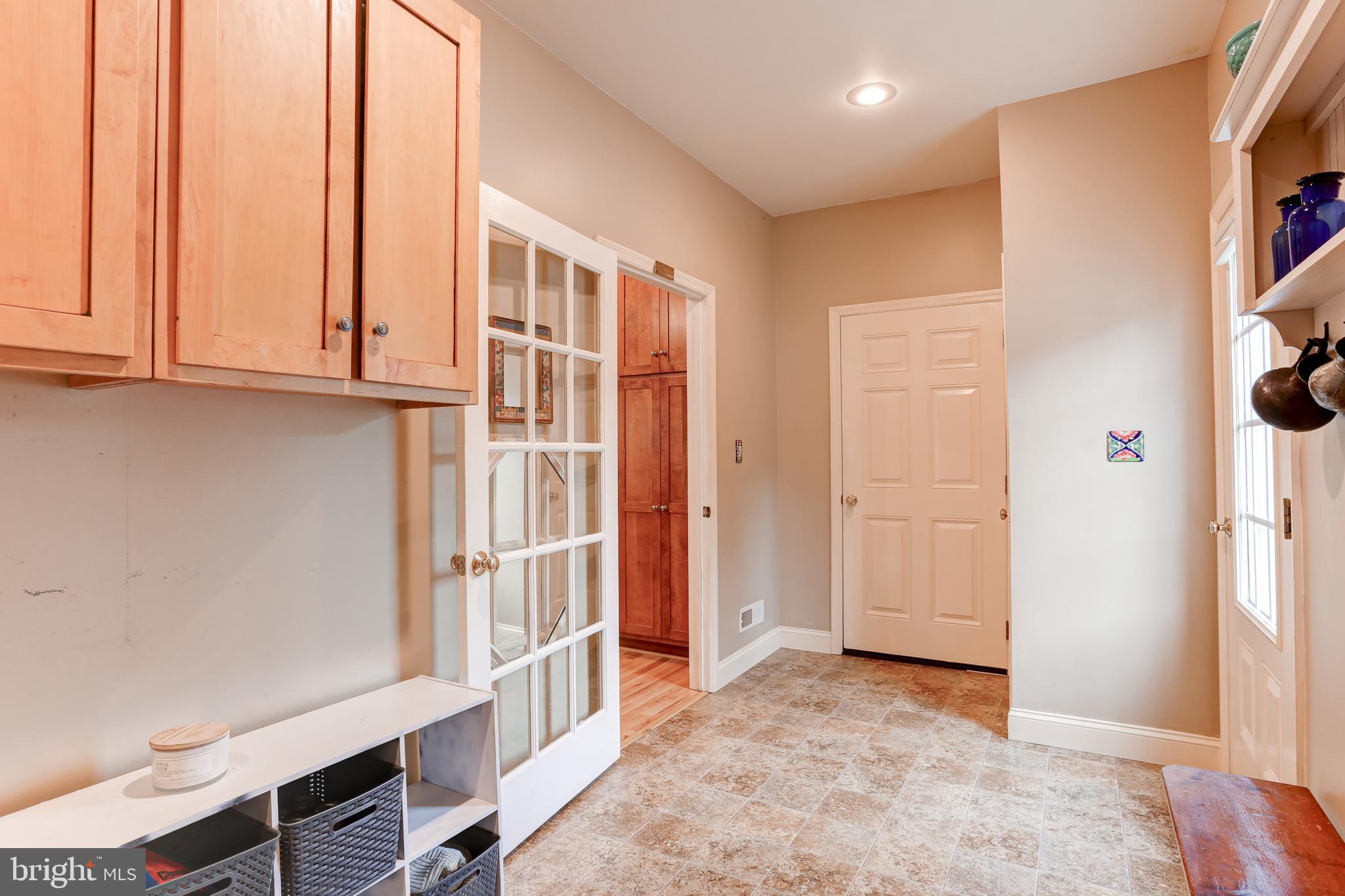 10 Elser Hill Road Lititz, PA 17543 - Photo 35 of 63 an empty room with windows