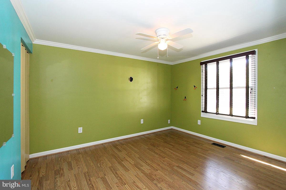 19225 Staleybridge Road Germantown, MD 20876 - Photo 17 of 27 2nd Bedroom