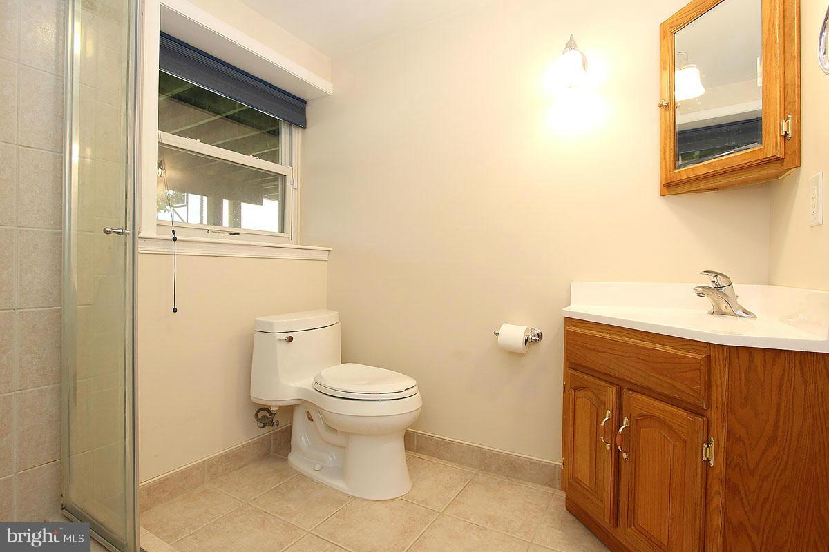 19225 Staleybridge Road Germantown, MD 20876 - Photo 22 of 27 Lower Level Full Bathroom
