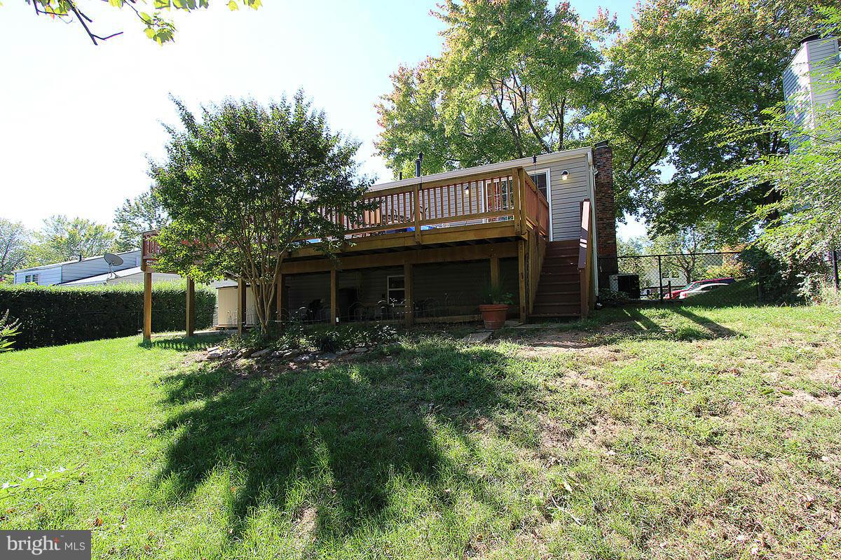 19225 Staleybridge Road Germantown, MD 20876 - Photo 27 of 27 Exterior (Rear)