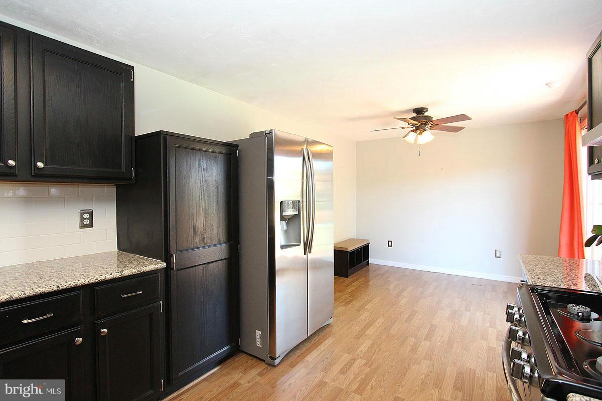 19225 Staleybridge Road Germantown, MD 20876 - Photo 10 of 27 Dining Room