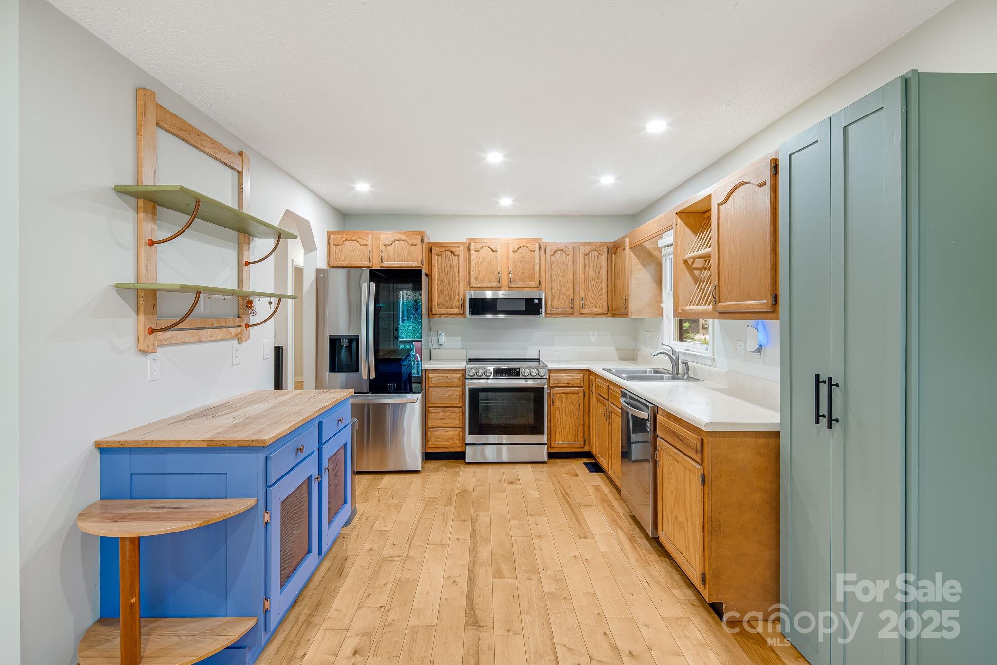 98 Clarks Chapel Road Weaverville, NC 28787 - Photo 13 of 32