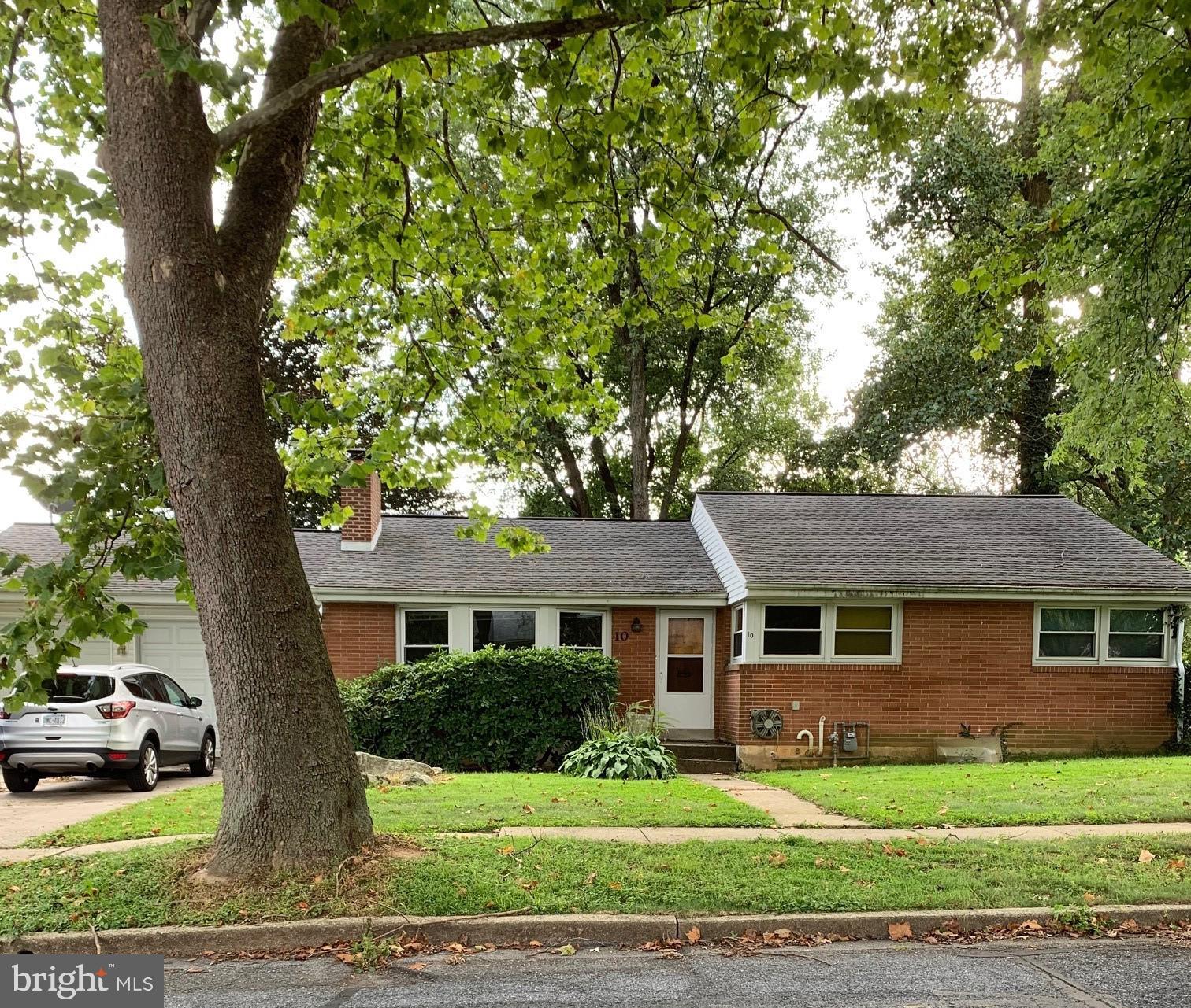 10 Mayfair Road Reading, PA 19610 - Photo 1 of 11 Gallery Image 1