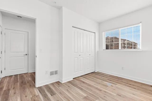 $389,900 | 3163 Clover Ridge Drive, Chaska, MN 55318