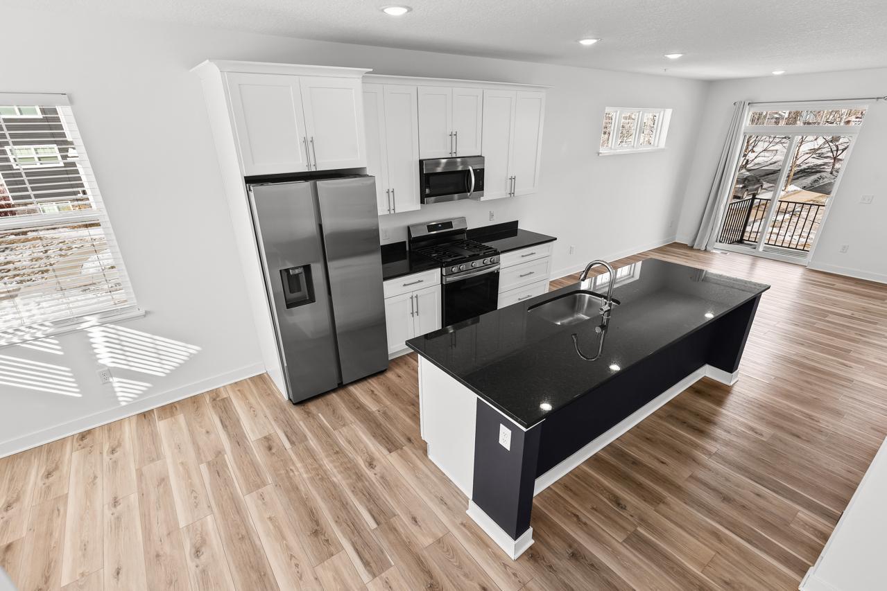 3163 Clover Ridge Drive Chaska, MN 55318 - Photo 9 of 31