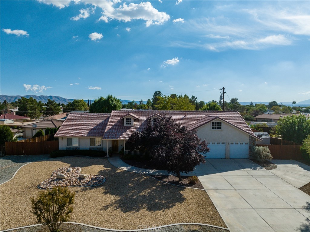 19845 Shoshonee Road Apple Valley, CA 92307 - Photo 1 of 1 a view of terrace with seating space
