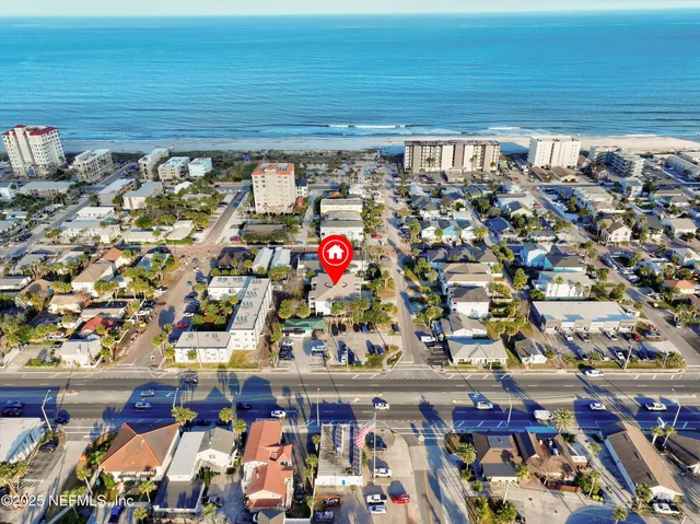 $2,200 | 221 6th Avenue South, Unit A, Jacksonville Beach, FL 32250