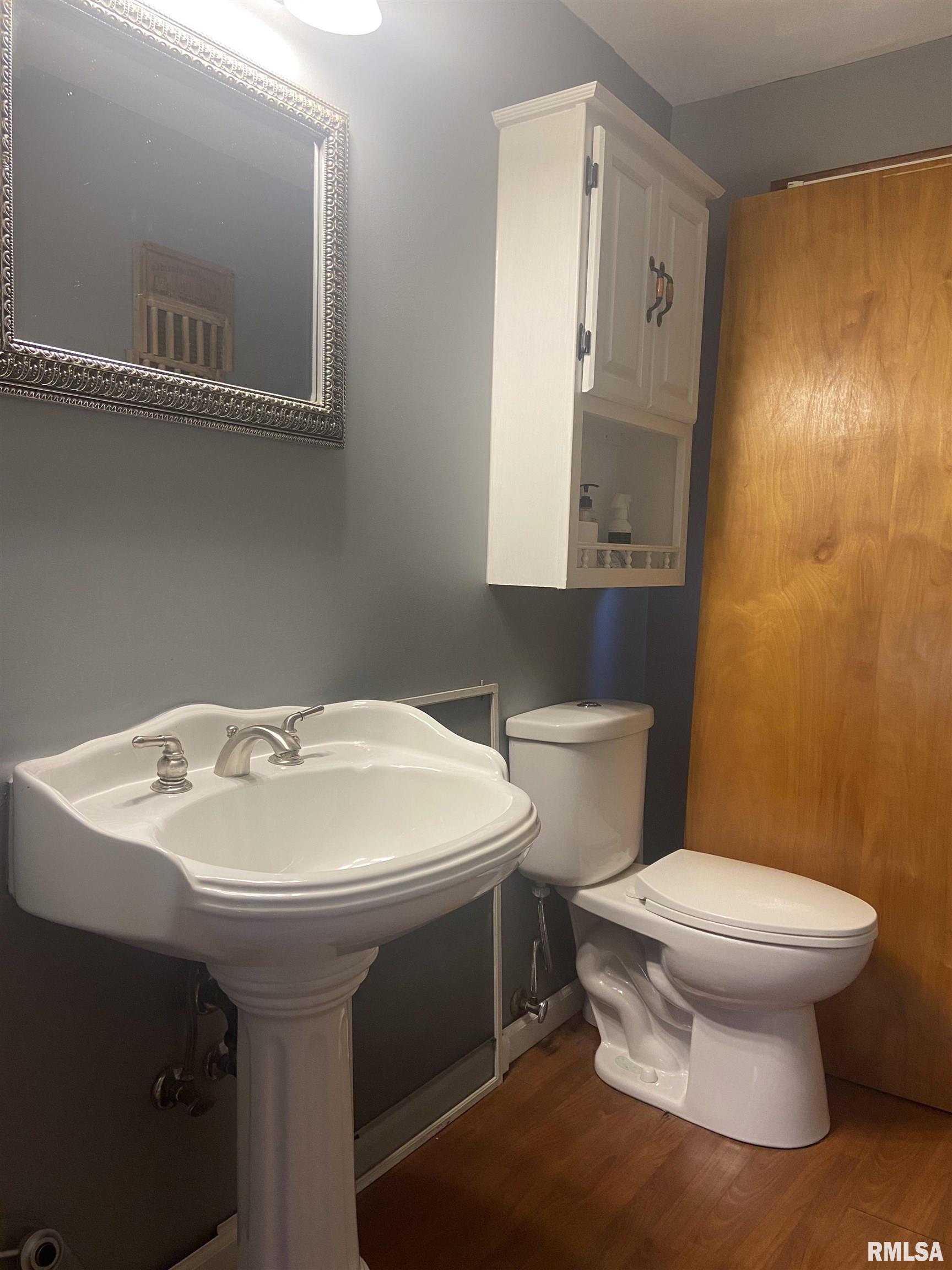 170 North Gold Street Farmington, IL 61531 - Photo 3 of 17