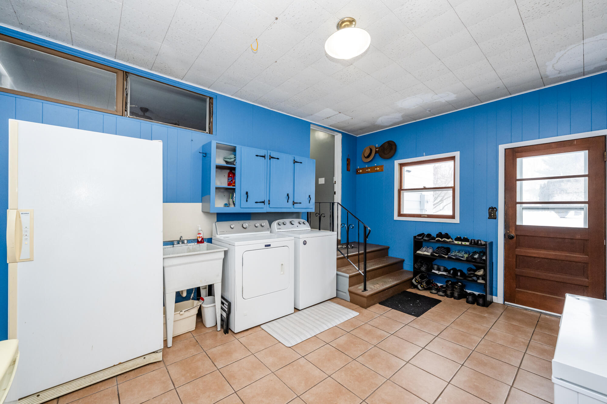 5159 Norman Road St. Joseph, MI 49085 - Photo 21 of 35 Mudroom/Laundry Room