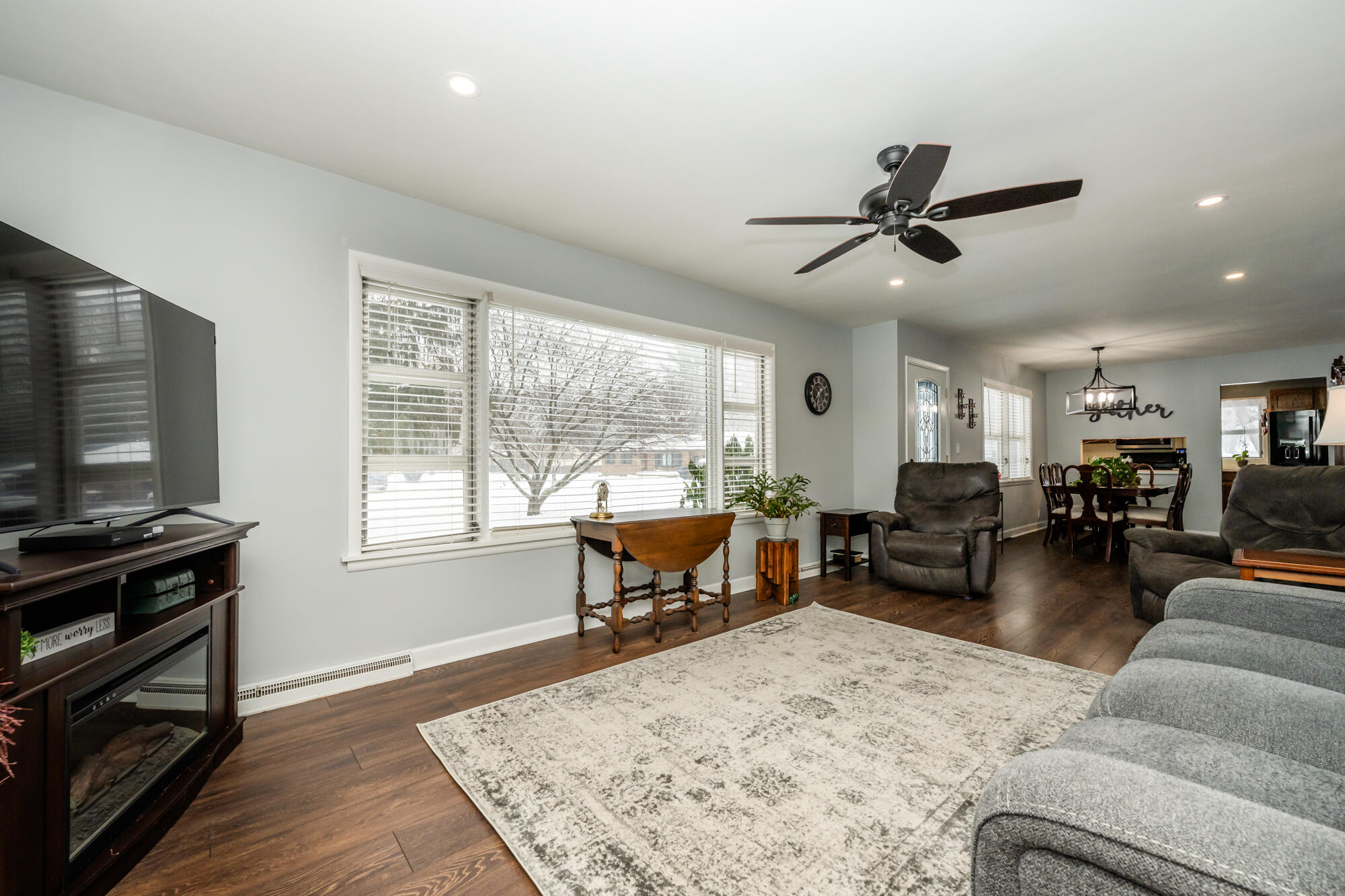 5159 Norman Road St. Joseph, MI 49085 - Photo 6 of 35 Living Room
