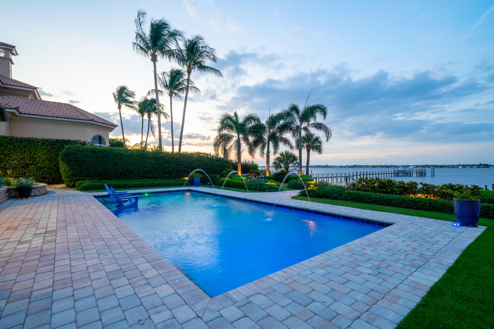811 Southeast Riverside Drive Stuart, FL 34994 - Photo 54 of 95 z39