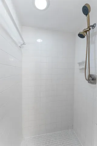 $1,725 | 219 Cypress Court, Unit 219, Oldsmar, FL 34677